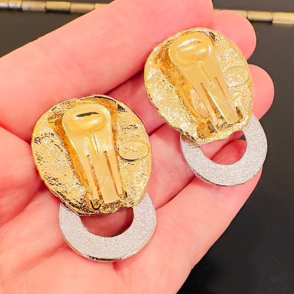 NWOT Authentic Vintage Retro Luxury Kenneth Jay Lane Lion Door Knocker Earrings - Picture 15 of 15